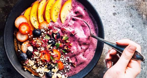 Instagrammable and All-Natural Snacks to Try: Acai Bowl - TIME BUSINESS NEWS