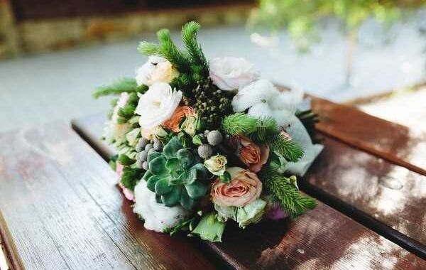 Do You Use Jazzy Flowers and Greenery Flowers in Your Wooden Arrangements?