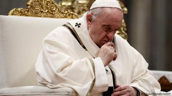 Vatican Conservatives Reportedly Have "Secret Plan" to Remove Commie Pope Francis