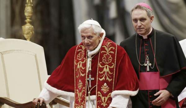 Pope Benedict’s Secret Book is Out, Blasting Pope Francis – PJ Media