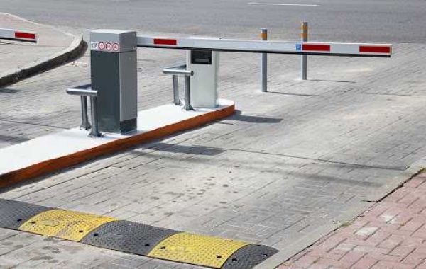 Factors to Consider before Choosing the Best Gate Barrier Supplier in Dubai