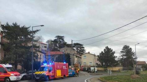 “Allah Akbar”: Die Spezialeinheit Raid stürmt eine Wohnung im französischen Grigny, in der sich ein Radikalisierter verschanzt hatte, der seine Nachbarn mit dem Tod bedroht hatte – Jihad Watch Deutschland