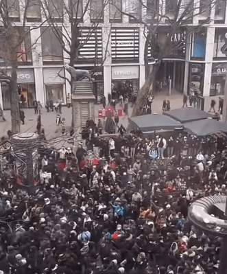 WATCH: Because there was no free branded clothing: Migrants riot in Hamburg, Germany – Allah's Willing Executioners