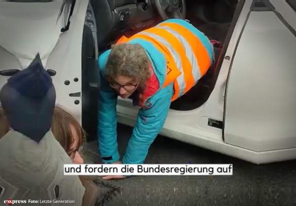 Bequemer als die Öffis: Wiener Klima-Kleber fahren mit dem Auto zur Blockade | Exxpress