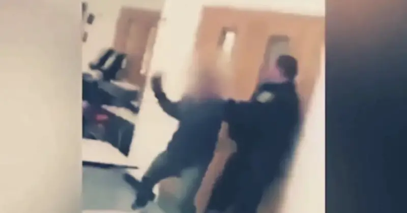 High Schooler Punches Sheriff’s Deputy In Face During Cafeteria Fight - News Weekly