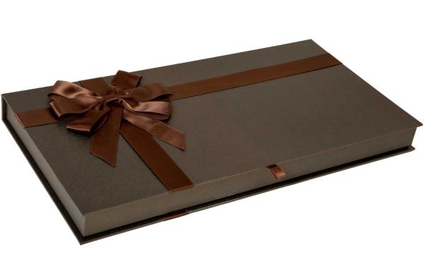 Embrace the Unboxing Experience with Magnetic Closure Gift Boxes
