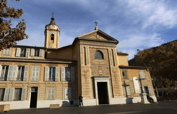 France: Holy water poured away and shouted “Allah Akbar” in a church in Nice – Allah's Willing Executioners
