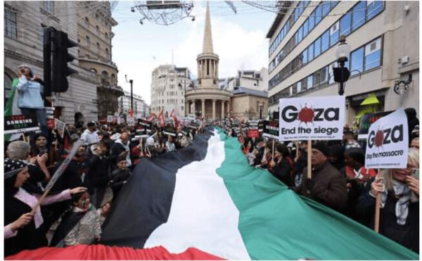 UK: Met Police spark outrage as posters of Hamas hostages pulled down over fears of offence… but no action taken over Palestine protests – Allah's Willing Executioners