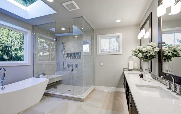 Seven Ways To Make Your Bathroom Feel Luxurious