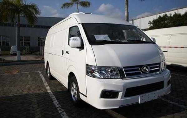 Rent a Chiller Van in Dubai: Unlocking Logistics Excellence with Temperature Control
