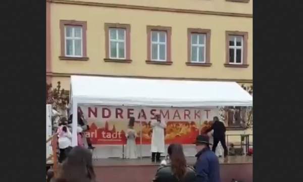Karlstadt: Weihnachtsmarkt mit Muezzin-Ruf eröffnet | Politikstube