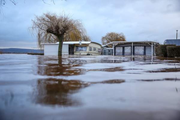 Übler Verdacht: Hat Klimapanik Deutschlands Hochwasser verschlimmert? | Exxpress