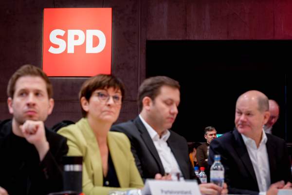 In Sachsen steht die SPD plötzlich nur noch bei 3 Prozent - die AfD bei 37 Prozent - Apollo News