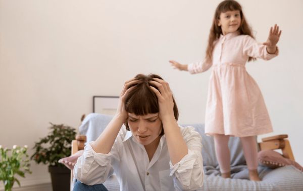 10 Tips for Managing Parental Anxiety with Online Counselling