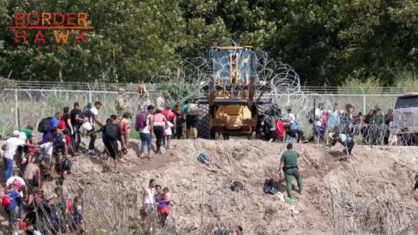 SCENE OF THE CRIME: Border Patrol LIFTED Razor Wire at Rio Grande for Hundreds of Illegals