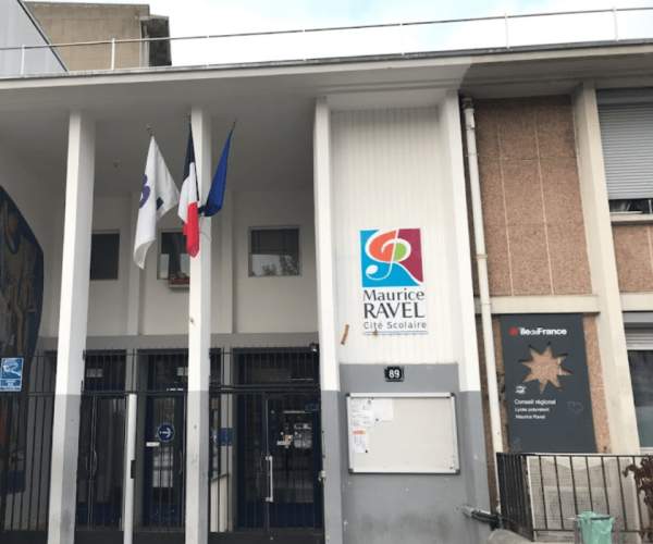 Paris School Headmaster Threatened With Death – Allah's Willing Executioners