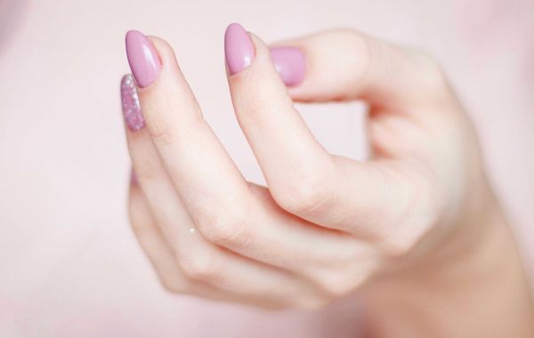 Shaping Nail Trends in the Digital Age: The Power of Social Media
