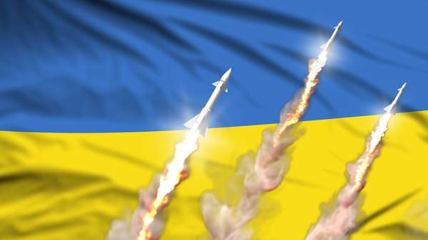 Ukraine running out of air defense missiles, giving Russia a FREE PASS to Kyiv