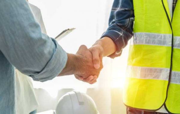 Building Excellence: The Role of Contractors in Construction Projects