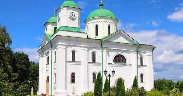 Court orders the UOC-MP to return Assumption Cathedral of the 12th century in Kaniv to state ownership - RISU