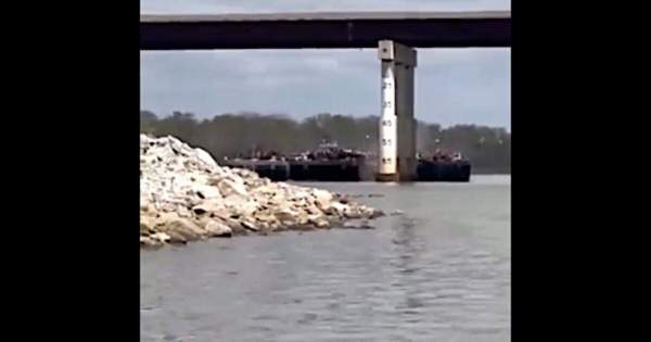 WATCH: Another barge collides with bridge, second time in a week! | WND | by Around the Web