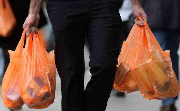 Shock Findings: Plastic Shopping Bags Cause Around Four Times Less 'Carbon' Emissions than Paper Substitutes – The Daily Sceptic