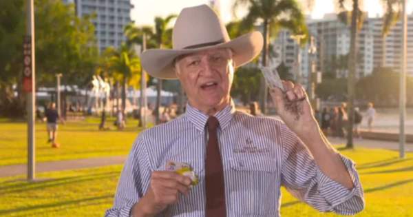 Concerns Over a Cashless Society: Bob Katter’s Warning