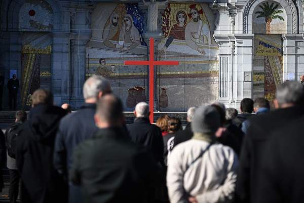 Europe sees over 500 anti-Christian hate crimes in 2021: report | World