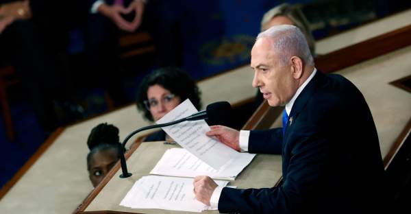 Bibi Netanyahu: Profile in Courage