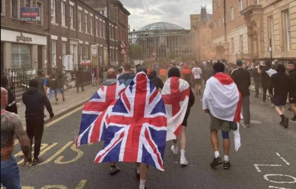 BRITAIN BURNING: Riots and Protests in 35 Towns and Cities as PM Keir Stamer Announces Police Crackdown