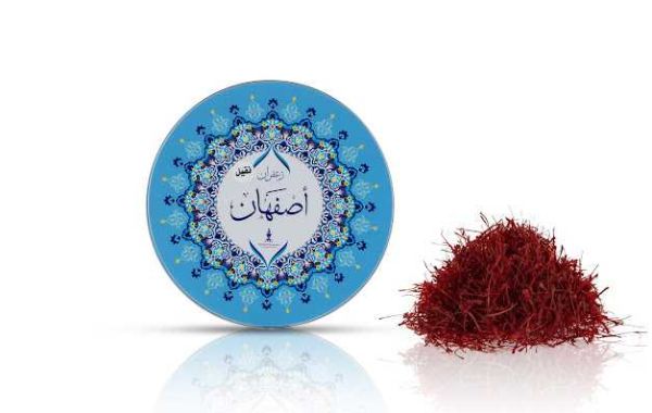 How to Incorporate Oud and Saffron Into Your Daily Routine