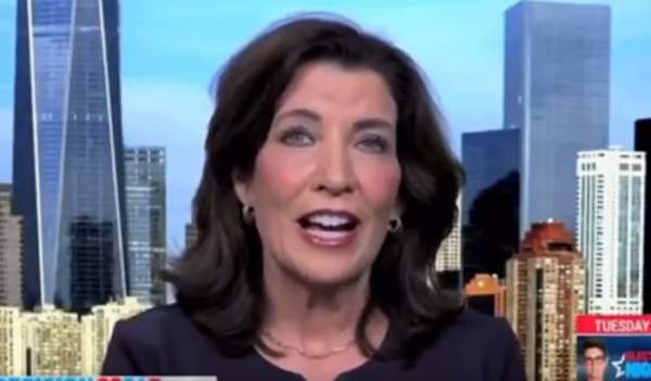 New York Governor Kathy Hochul to Hand Out $300 Checks to Taxpayers – in Order to Fight Inflation