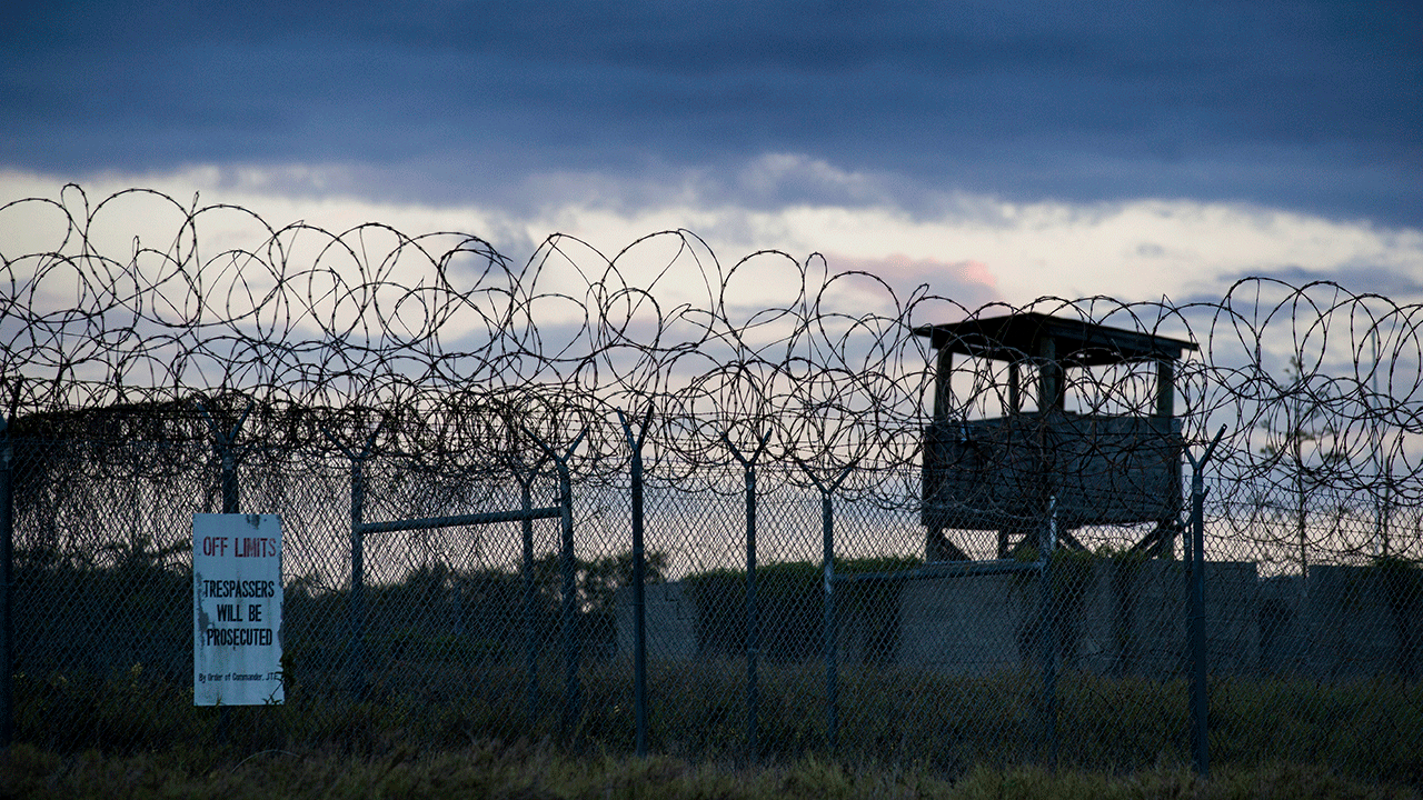 Trump to send 30,000 'criminal illegal aliens' to Guantanamo Bay | Fox News