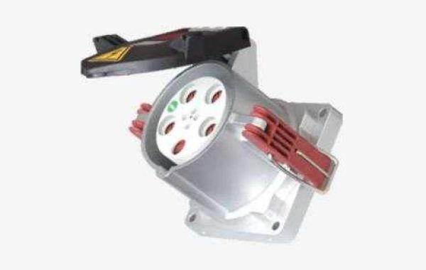 230V Industrial Plug And Socket ensures safe and efficient power connections