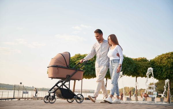 The Ultimate Guide to Choosing a Double Pram Pushchair