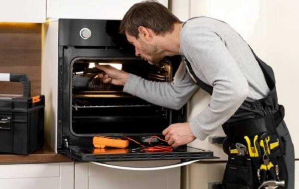 Signs That You Need a Specialist in Oven Repair