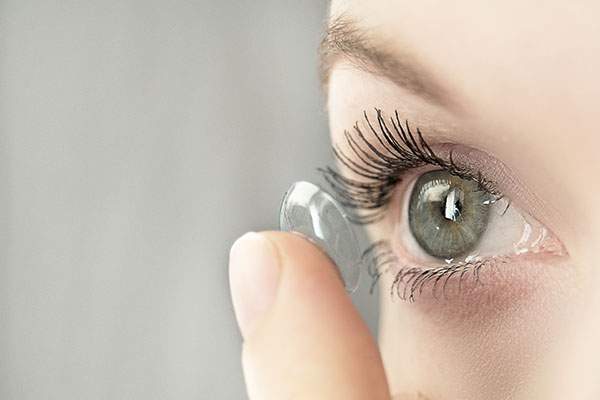 Breakthrough power-free infrared “super-vision” contact lenses could help color-blind people and first responders   – NaturalNews.com