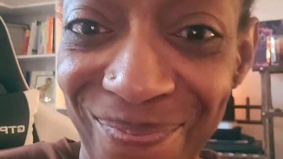 Black woman issues threat to white South African refugees allowed into the US: 'You don't have protection' | Daily Mail Online