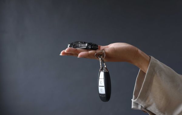 15 Funny People Who Are Secretly Working In Car Key Replace