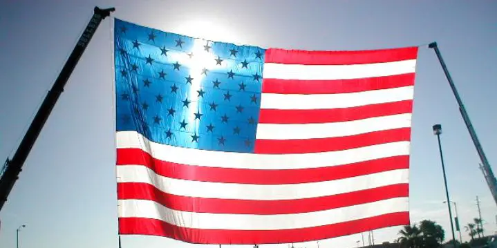 The Cross in the Flag-Truth! – Truth or Fiction?